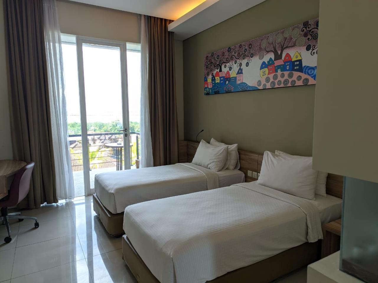 Mahogany Hotel Nusa Dua  Exterior photo